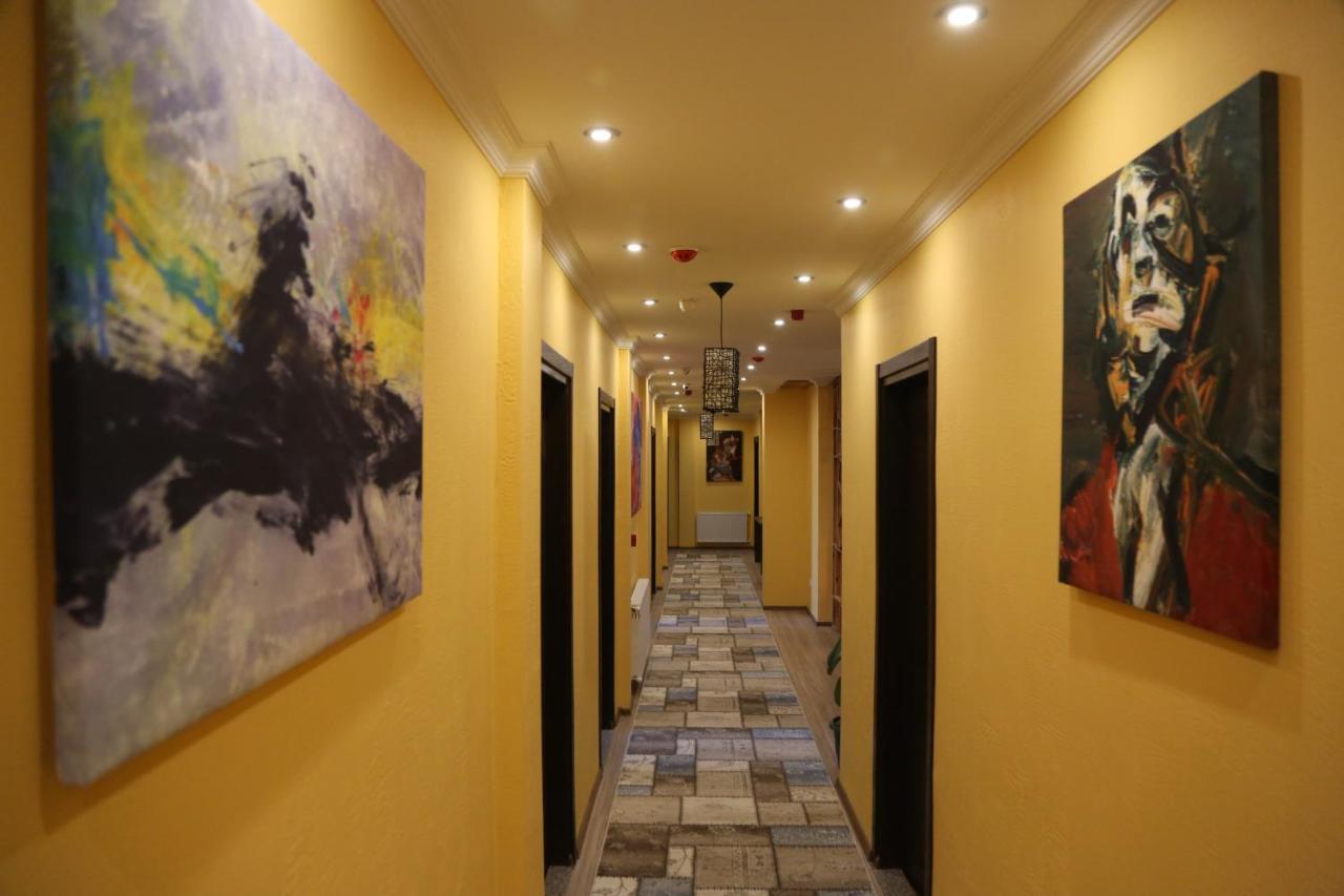 Hotel Soft Batumi Exterior photo
